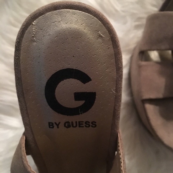 SOLD !!! G by Guess Suede Wedges Size 8 - Picture 4 of 7